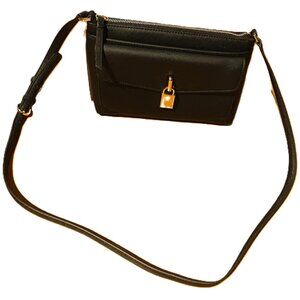 Calvin Klein NWT Women's Crossbody Bag - XBody - BLACK shoulder NWT!